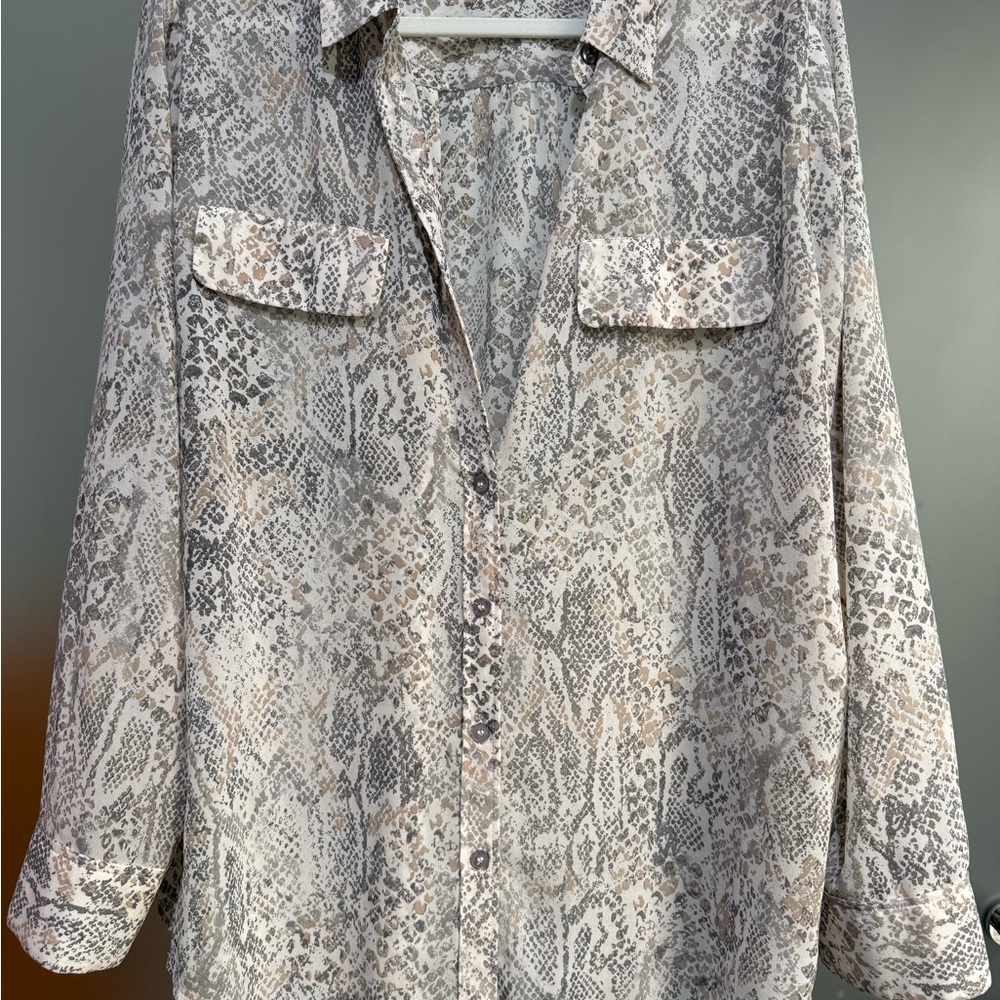 Chico's Gray Snake Print Blouse